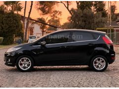 Sahibinden Ford Fiesta 1.4 My 2012 Model  153.000 km Siyah