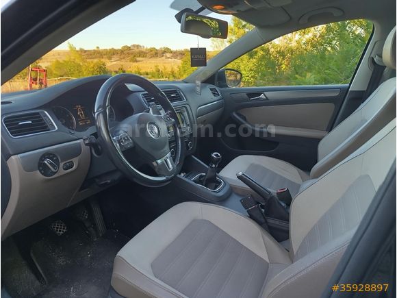 Volkswagen Jetta 1.2 TSi Highline 192.000