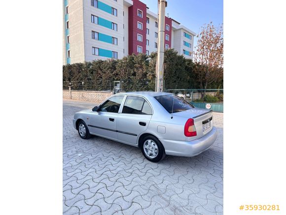 Sahibinden Hyundai Accent 1.3 LX 2000 Model 