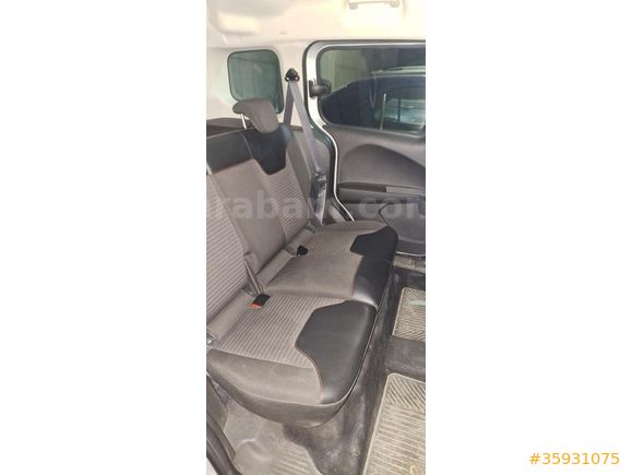 Sahibinden Ford Tourneo Courier 1.5 TDCi Titanium Plus 2023 Model
