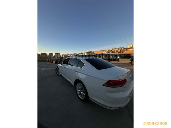 Sahibinden Volkswagen Passat 1.6 TDi BlueMotion Comfortline 2018 Model  238.000 km Beyaz