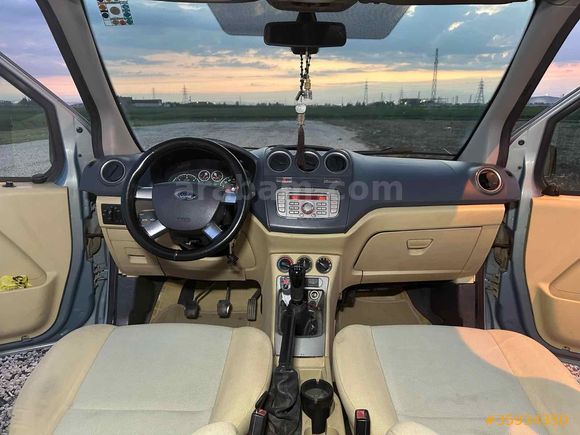 Sahibinden Ford Tourneo Connect 1.8 TDCI GLX 2011 Model 