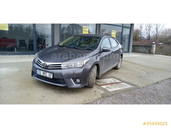 Memurdan Toyota Corolla 1.6 Premium 2013 Model 