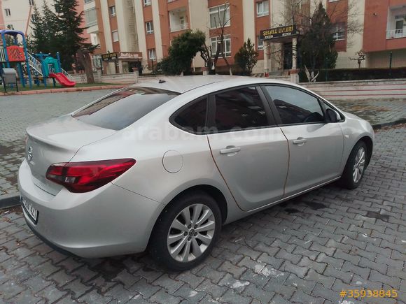 Memurdan Opel Astra 1.4 Turbo Edition Plus