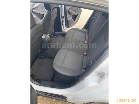 Sahibinden Ford Focus 1.5 Ti-VCT Titanium 2021 Model 