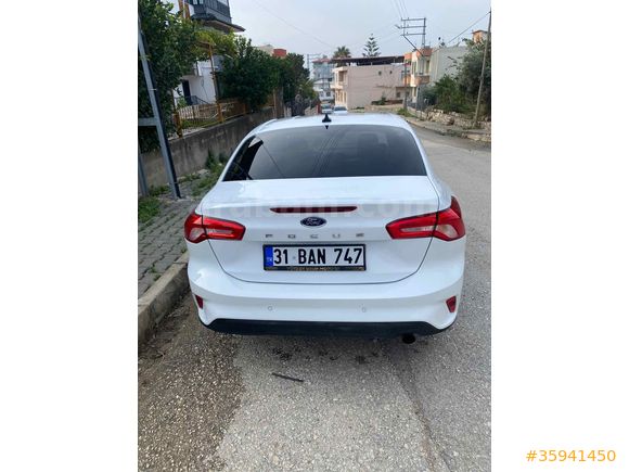 Sahibinden Ford Focus 1.5 Ti-VCT Titanium 2021 Model 