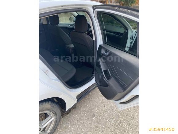 Sahibinden Ford Focus 1.5 Ti-VCT Titanium 2021 Model 
