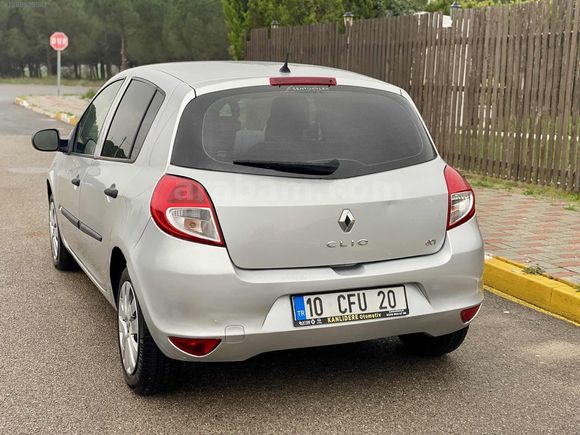 2012 CLİO3 1.5DCİ 163.000 KM DE