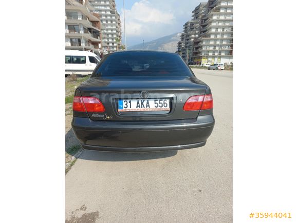 Fiat Albea Sole 1.4 Fire Premio 2011 Model