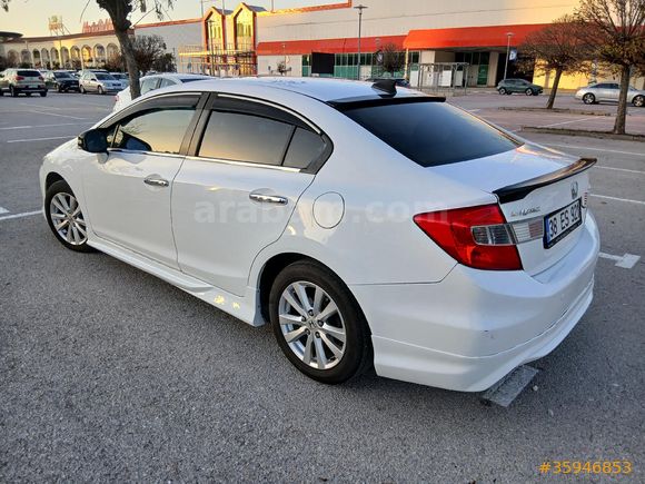 40.yıl özel seri Honda Civic 1.6 i-VTEC ECO Elegance 2012