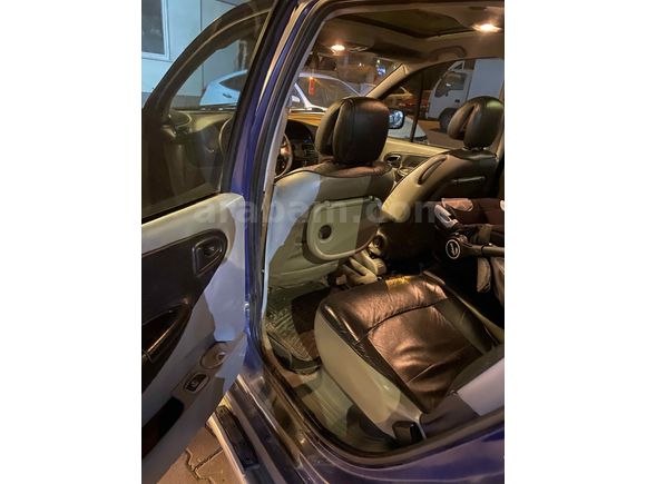 Sahibinden Renault Scenic RX4 2.0 2004 Model 