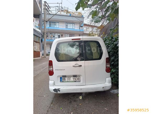 Sahibinden Peugeot Partner 1.6 HDI Comfort Pack 2011 Model  231.000 km Beyaz