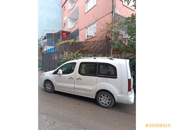Sahibinden Peugeot Partner 1.6 HDI Comfort Pack 2011 Model  231.000 km Beyaz