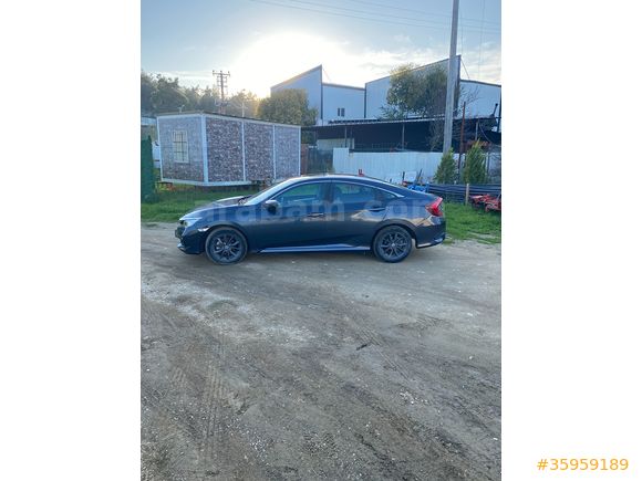 Sahibinden Honda Civic 1.6 i-VTEC Elegance 2021 Model 