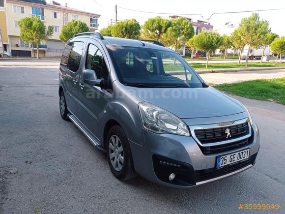 Acil Satılık Masrafsız 2017 Model Peugeot Partner  Tepee