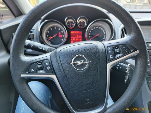 94bin orjinal km. Sahibinden Opel Astra 1.6 notchback 2014 Model