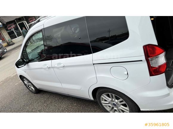 Sahibinden Ford Tourneo Courier 1.0 EcoBoost Titanium 2023 Model Erzurum