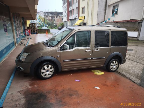 Sahibinden Ford Tourneo Connect 110PS 2011 Model