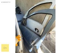 COMBO C SOL ÖN KAPI BOŞ