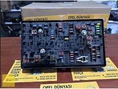 CHEVROLET CRUZE SİGORTA KUTUSU GM ÇIKMA 13222782