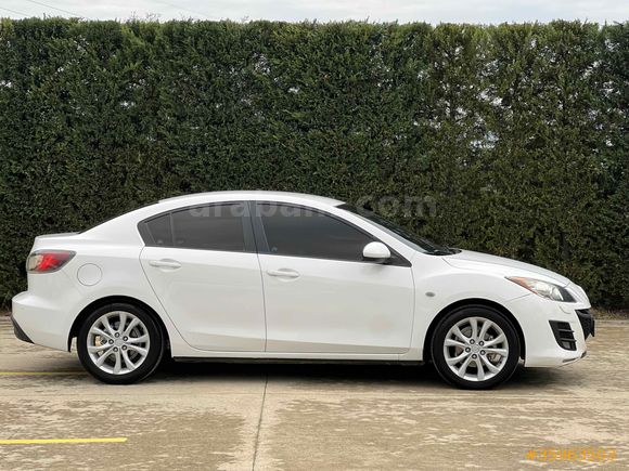 Sahibinden Mazda 3 1.6 Touring 2011 Model Sakarya