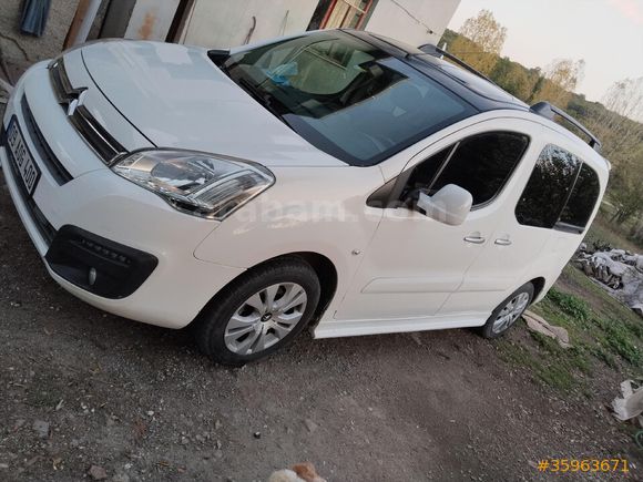 Sahibinden Citroen Berlingo 1.6 HDi Selection 2015 Model  208.000 km Beyaz