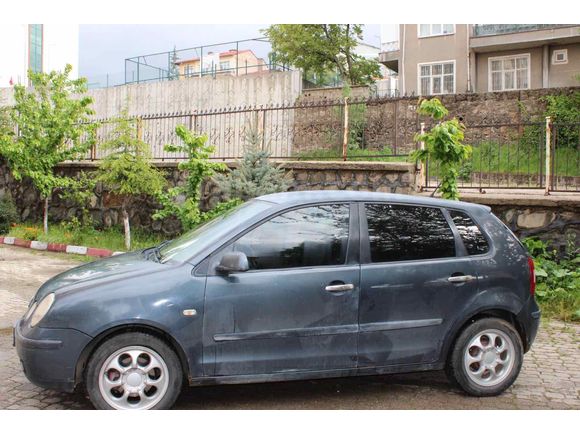 MEMURDAN TEMİZ BAKIMLI 1.4 YAKIT CİMRİSİ POLO