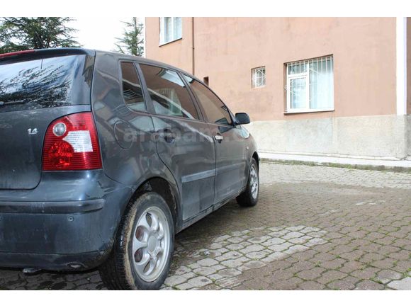 MEMURDAN TEMİZ BAKIMLI 1.4 YAKIT CİMRİSİ POLO