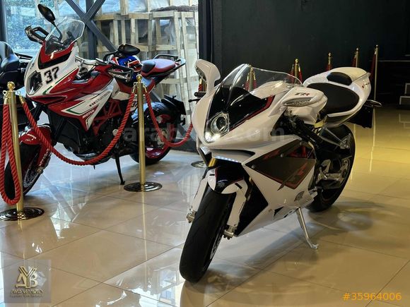 F4 1000 RR KOLEKSİYON MAKİNE HATASIZ 4 bin km de