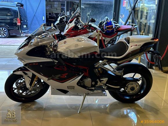 F4 1000 RR KOLEKSİYON MAKİNE HATASIZ 4 bin km de