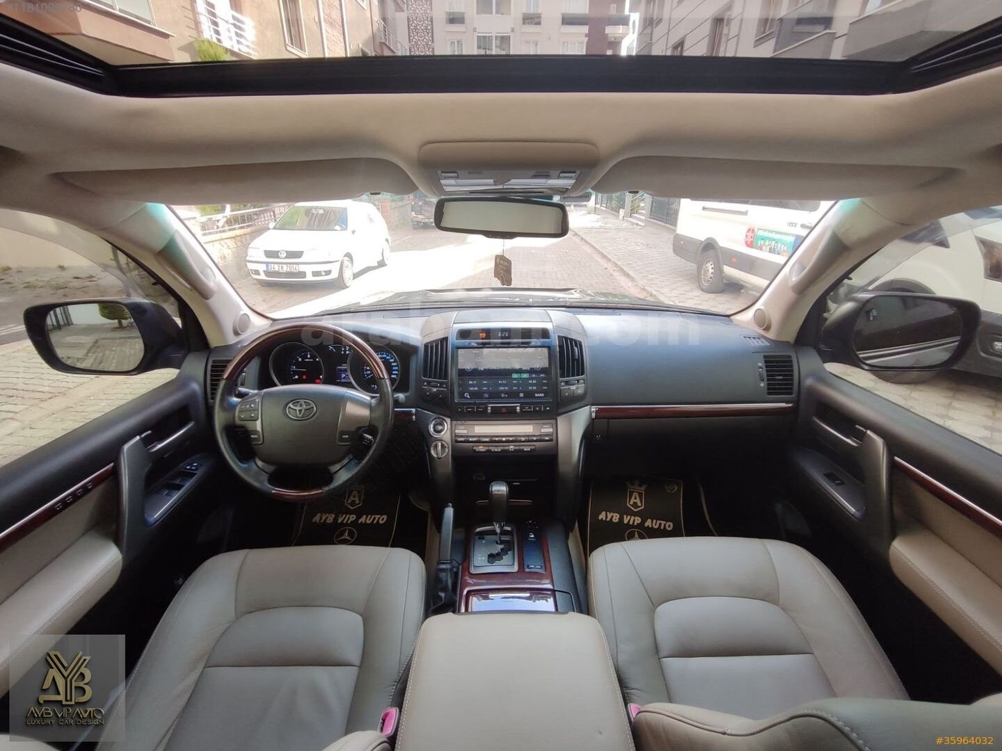 AYB VİP'DEN 2009 TOYOTA LAND CRUİSER 4.5 D-4D V8 7 KİŞİLİK BAYİ 7