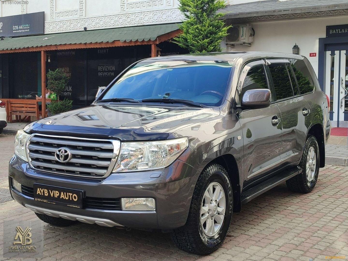 AYB VİP'DEN 2009 TOYOTA LAND CRUİSER 4.5 D-4D V8 7 KİŞİLİK BAYİ 3