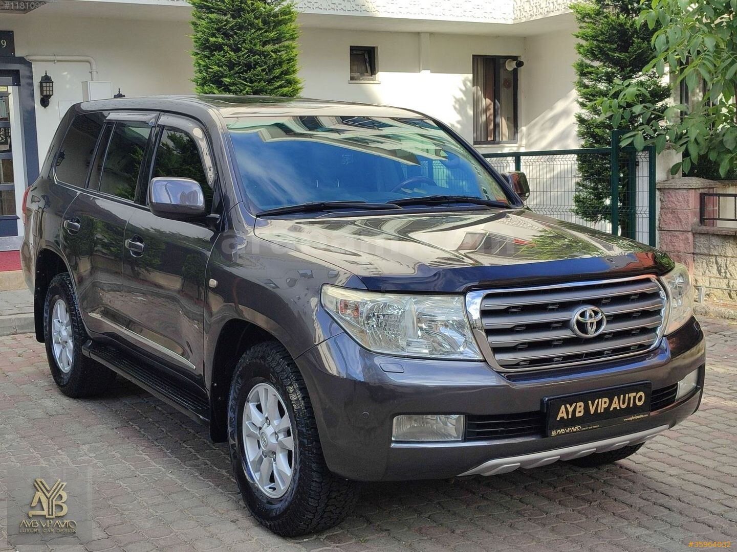 AYB VİP'DEN 2009 TOYOTA LAND CRUİSER 4.5 D-4D V8 7 KİŞİLİK BAYİ 2