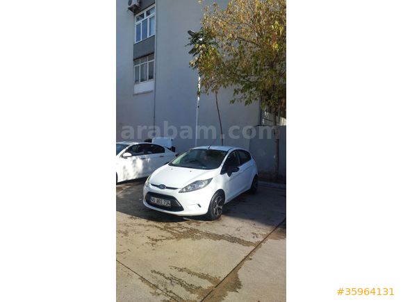 Sahibinden Bakımlı Hasar kayıtsız Ford Fiesta 1.4 TDCi Trend 2012 Model