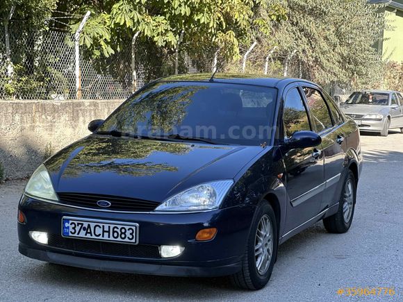 Sahibinden Ford Focus 1.6 Ghia 2000 Model 