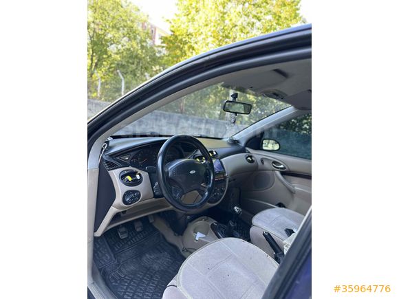 Sahibinden Ford Focus 1.6 Ghia 2000 Model 