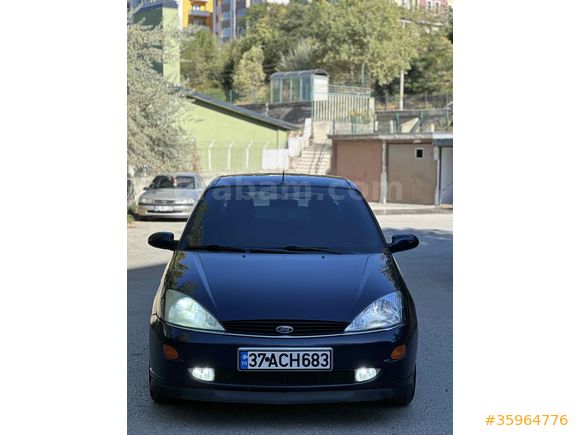 Sahibinden Ford Focus 1.6 Ghia 2000 Model 