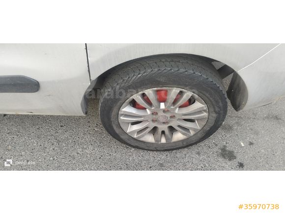 Sahibinden Fiat Doblo Combi 1.6 Multijet Elegance 2011 Model