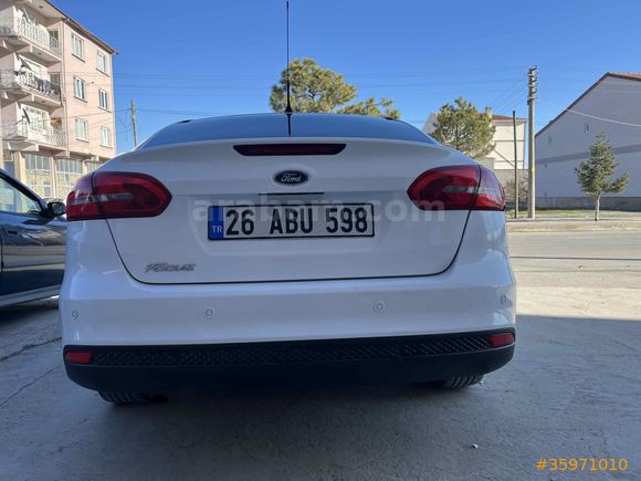 Galeriden Ford Focus 1.6 TDCi Titanium 2016 Model Eskişehir