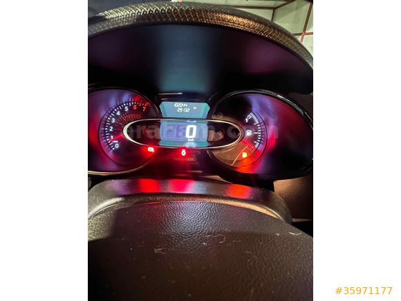 Sahibinden Renault Clio 1.2 Joy 2017 Model