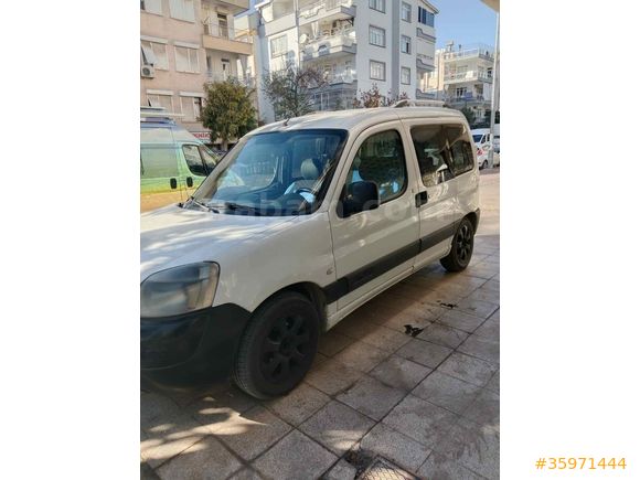 TEMİZ AİLE ARACI ÇİFT SÜRGÜLÜ KAPI!!!