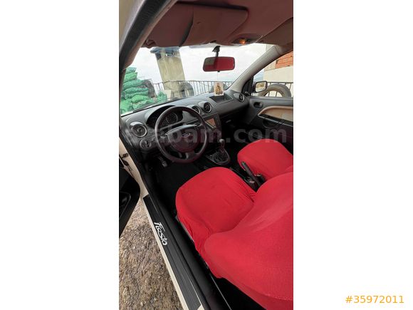 Sahibinden Ford Fiesta Van 1.4 TDCi 2006 Model 