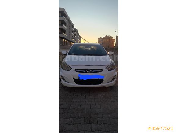 Sahibinden Hyundai Accent Blue 1.6 CRDI Mode Plus 2014 Model