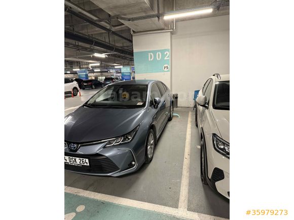 Sahibinden Toyota Corolla 1.8 Hybrid Dream 2021 Model 