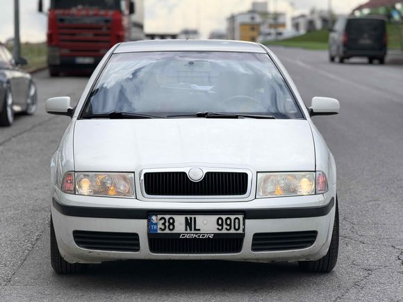 Sahibinden bakımlı temiz aile aracı 