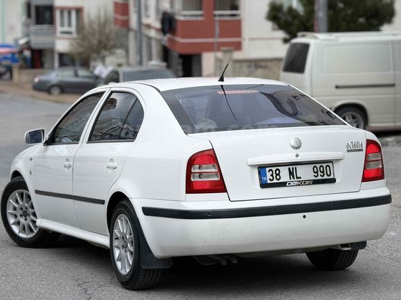 Sahibinden bakımlı temiz aile aracı 
