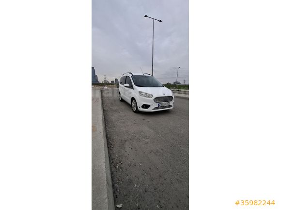 Sahibinden Ford Tourneo Courier 1.5 TDCi Titanium Plus 2020 Model