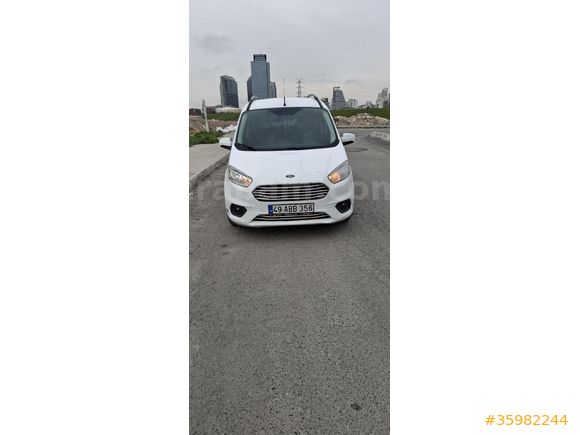 Sahibinden Ford Tourneo Courier 1.5 TDCi Titanium Plus 2020 Model