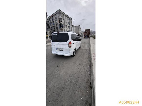 Sahibinden Ford Tourneo Courier 1.5 TDCi Titanium Plus 2020 Model