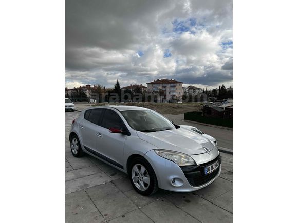 Sahibinden Renault Megane 1.5 dCi Expression 2011 Model 